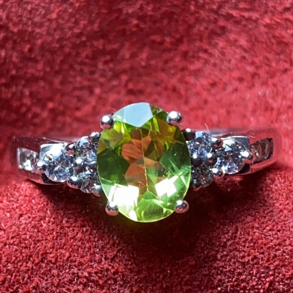 Green Sterling Silver 925 Ring 9 Costume Jewelry Victorian